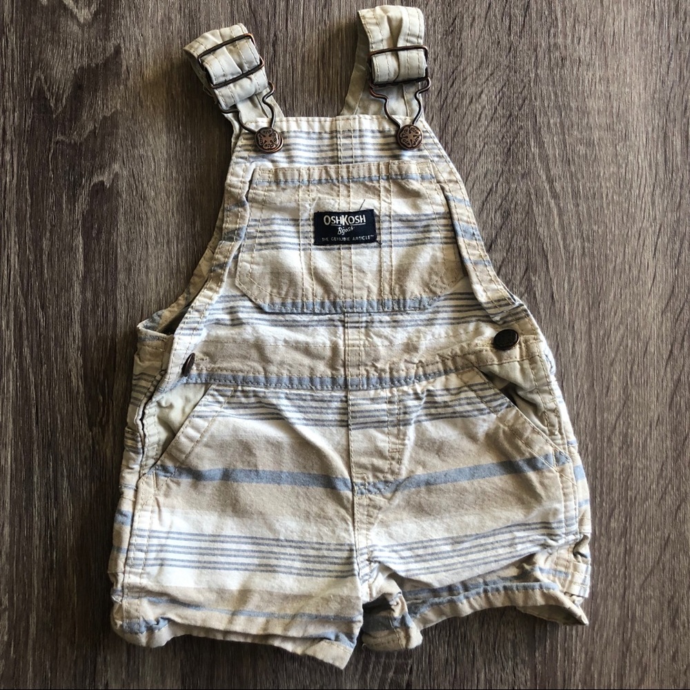 OshKosh Bgosh Shorts Overalls. Size 9 months.